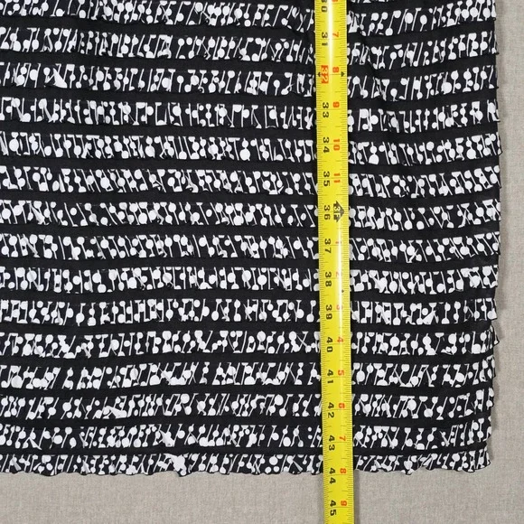 Penningtons Women's Plus Size Tiered Ruffle Mixed Media Dress Black White 4X - Picture 16 of 16